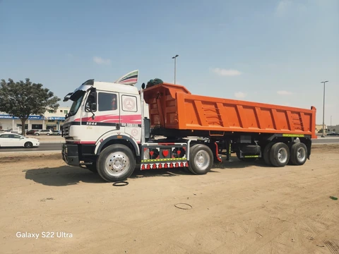 Client transport truck